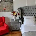 Galeria Valeria Seaside Downtown - Mag Quaint & Elegant Boutique 4*