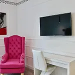 Galeria Valeria Seaside Downtown - Mag Quaint & Elegant Boutique 4*