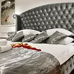Hotel Galeria Valeria Seaside Downtown - Mag Quaint & Elegant Boutique