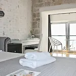 Galeria Valeria Seaside Downtown - Mag Quaint & Elegant Boutique Split