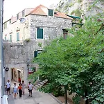 Galeria Valeria Seaside Downtown - Mag Quaint & Elegant Boutique 4*