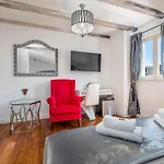 Galeria Valeria Seaside Downtown - Mag Quaint & Elegant Boutique Отель Сплит