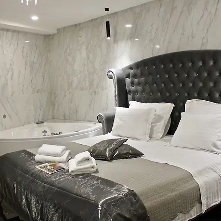 Galeria Valeria Seaside Downtown - Mag Quaint & Elegant Boutique 4*