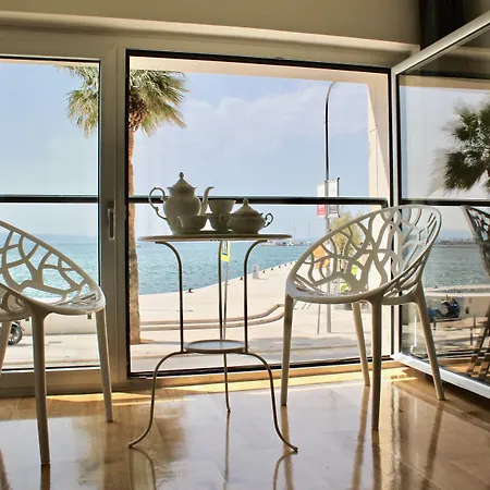 Galeria Valeria Seaside Downtown - Mag Quaint & Elegant Boutique Hotell