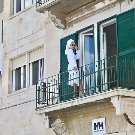 Galeria Valeria Seaside Downtown - Mag Quaint & Elegant Boutique 4* Split