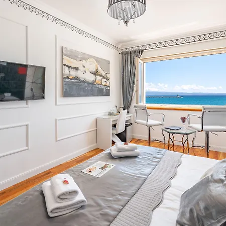 Galeria Valeria Seaside Downtown - Mag Quaint & Elegant Boutique 4*