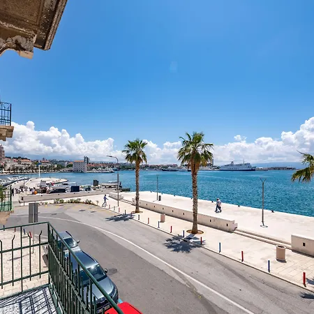 Hotell Galeria Valeria Seaside Downtown - Mag Quaint & Elegant Boutique