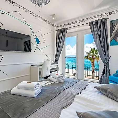 Galeria Valeria Seaside Downtown - Mag Quaint & Elegant Boutique 4*