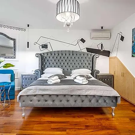Hotel Galeria Valeria Seaside Downtown - Mag Quaint & Elegant Boutique