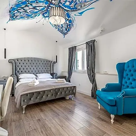 Galeria Valeria Seaside Downtown - Mag Quaint & Elegant Boutique 4*