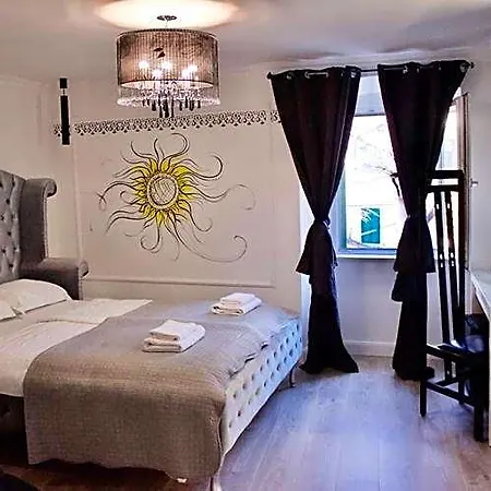 Hotel Galeria Valeria Seaside Downtown - Mag Quaint & Elegant Boutique 4*