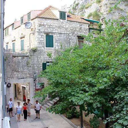 Galeria Valeria Seaside Downtown - Mag Quaint & Elegant Boutique 4*