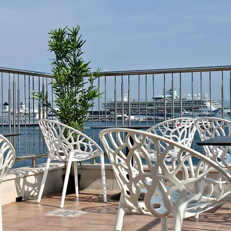 Ξενοδοχείο Galeria Valeria Seaside Downtown - Mag Quaint & Elegant Boutique Σπλιτ
