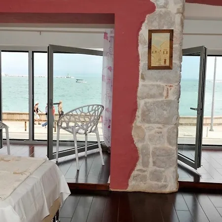 Galeria Valeria Seaside Downtown - Mag Quaint & Elegant Boutique 4* 스플리트