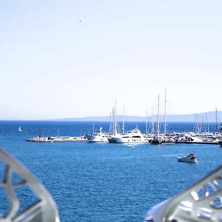 Galeria Valeria Seaside Downtown - Mag Quaint & Elegant Boutique Hotell 4*